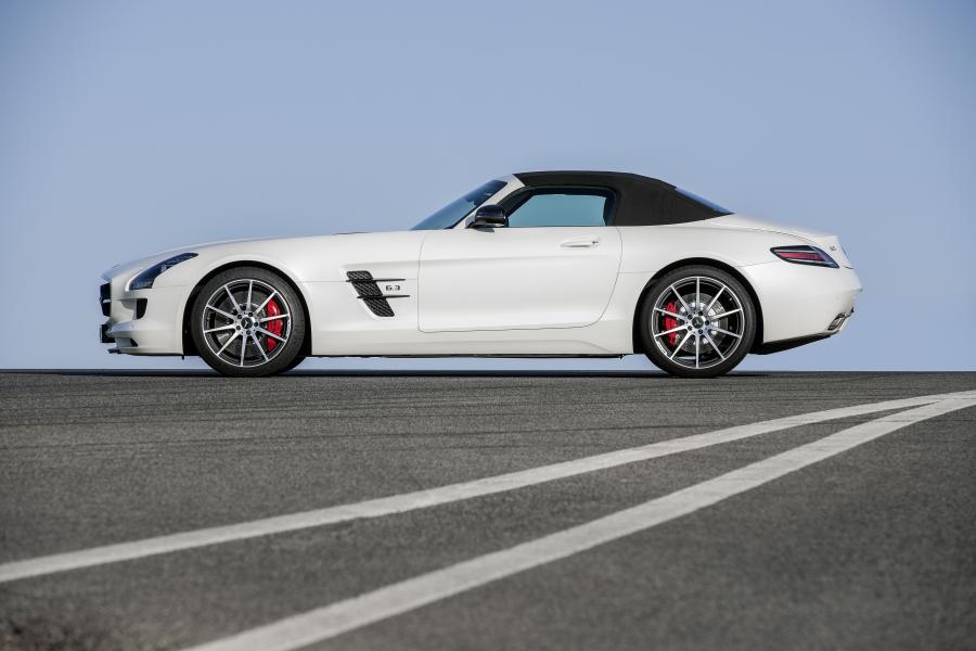  Mercedes-Benz SLS AMG GT Roadster 2012 года  (фото 26 из 47)